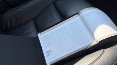 Volvo XC40 2.0 B4P Ultimate Dark 5dr Auto Petrol Estate